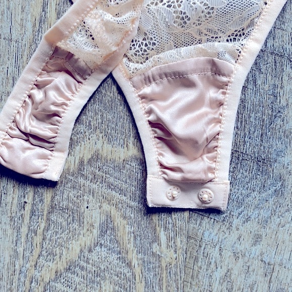 Marciano bodysuit size Large - Picture 5 of 5